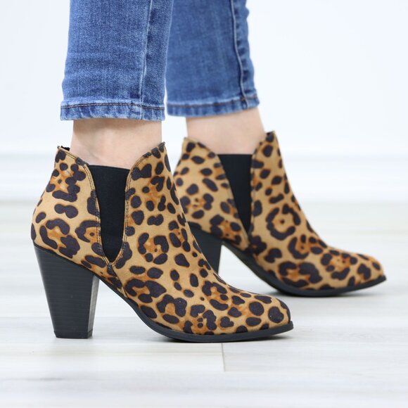 Leopard Print Ankle Boots Faux Suede Chunky Heel Elastic Side Panels - Picture 4 of 11